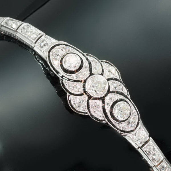 all antique and estate jewelry with black